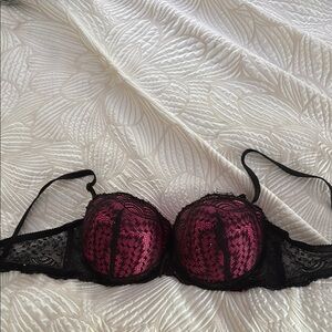 Elegant Black and Pink Lace Bra